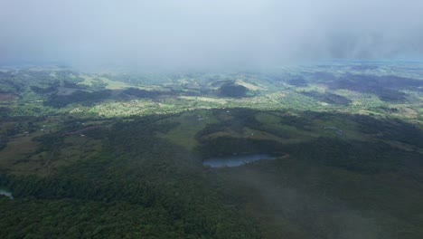 Vista-Del-Bosque-Desde-Las-Nubes