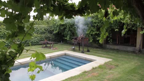 Braaing-or-barbecue-around-the-pool