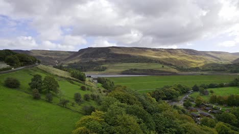 Aerial-drone-video-footage-of-the-stunning-Dovestone-Reservoir-and-the-Yorkshire-countryside