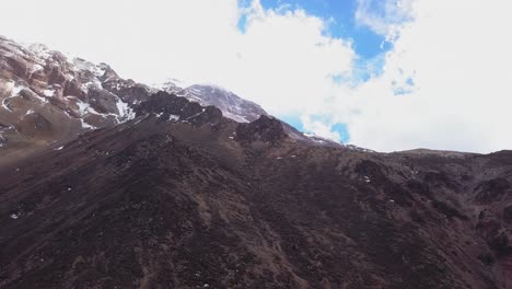 Heller-Blick-Auf-Die-Wunderschöne-Landschaft-Pico-De-Orizaba-Und-Panoramablick-Auf-Den-Vulkan-Citlaltepetl,-Mexiko