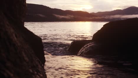 Tide-receding-into-the-sunset