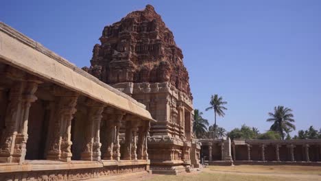 Ancient-ruins-in-Hampi,-India.-Ganesha-temple-gateway