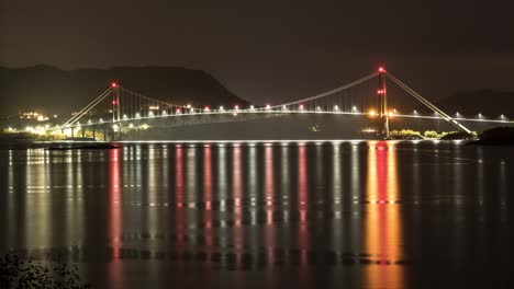 Nachtansicht-Der-Gjemnessund-Brücke-über-Den-Fjord