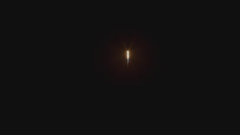 Ein-Feuerwerk-Wird-In-Den-Nachthimmel-Geschossen