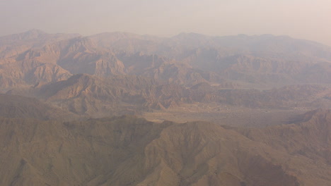 wide-angle-view-of-a-bare-mountain-range