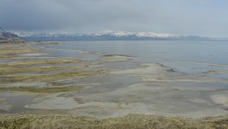 The-Great-Salt-Lake-Shoreline-in-Utah