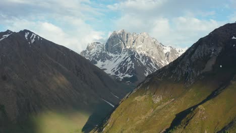 Impresionante-Vista-Panorámica-Aérea-De-La-Cordillera