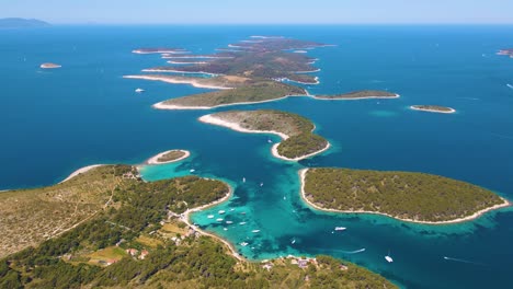Panorama-of-islands-in-the-adriatic-sea