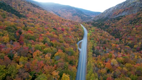 Aerial-View-Mountain-Pass-in-New-England-during-fall-changing-leaves