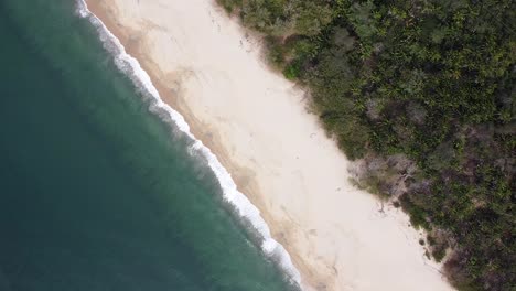 Aerial-drone-clip-of-empty-Playa-Malpaso-between-Sayulita-and-San-Pancho-in-Riviera-Nayarit,-Mexico