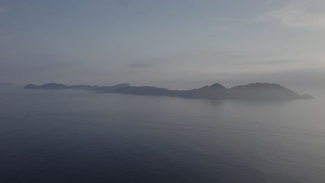 Misty-Cies-Inseln---Die-Atlantischen-Inseln-Von-Galicien-Nationalpark-In-Galicien,-Spanien