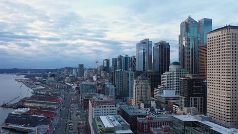 Aerial-view-of-Seattle's-waterfront-and-the-downtown-buildings-that-can-easily-access-it
