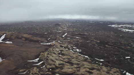 Düsterer-Himmel-über-Unwegsamem-Gelände-Und-Laki-Kratern-In-Island