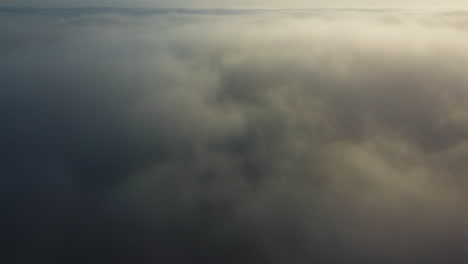 Imágenes-De-Drones-Sobre-Las-Nubes.-Paisaje-De-Nubes-Pacífico