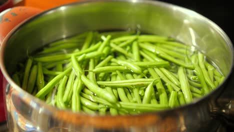 Fresh-Green-Beans-in-water-in-a-cooking-pot