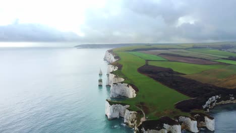 Luftaufnahme-Der-Erosion-An-Der-Jurassic-Coast-In-England