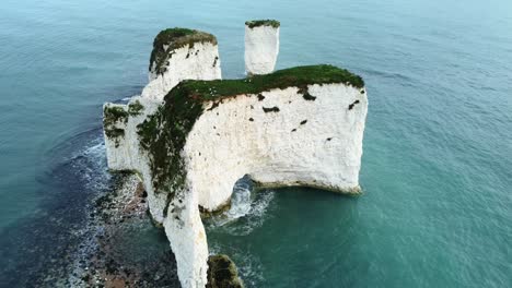Close-up-bird-eye-view-of-Old-Harry-Rocks-in-Dorset,-England