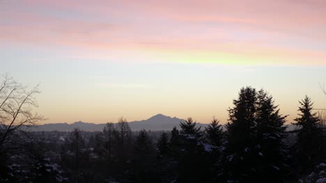 Beautiful-landscape-with-Mount-Baker-in-background-during-sunset