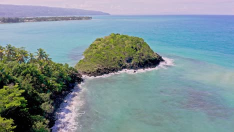 Scenic-Seascape-with-Lush-Vegetation-in-Playa-Bonita,-Las-Terrenas,-Dominican-Republic---aerial-drone-shot