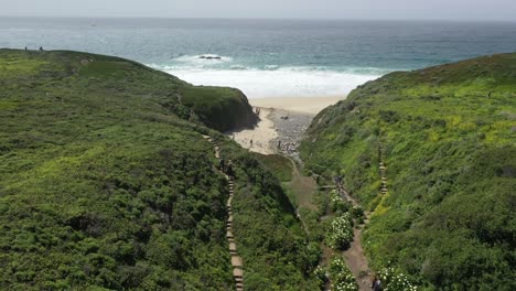 Green-Valley-Towards-The-Small-Beach-At-Big-Sur-Coast-In-California,-United-States