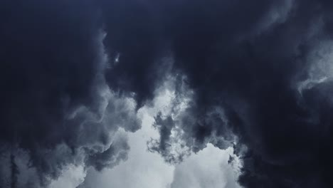 Tormenta,-Nubes-Cumulonimbus-Oscuras-En-El-Cielo-4k