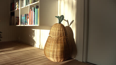 Beautiful-pear-basket-for-children-interior