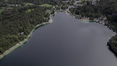 Descriptive-Panning-Drone-video-over-Lake-Bohinj-with-St