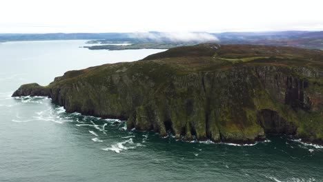 Ireland-Ocean-Coastline-of-the-Horn-Head-Peninsula---Aerial-Flight