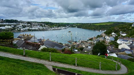 Timelapse-view-over-Fowey-from-Polruan
