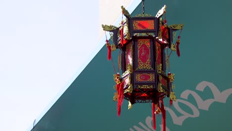 Rote-Laterne,-Ornament,-Hängende-Chinesische-Dekoration-Bei-Den-Olympischen-Und-Paralympischen-Spielen-2022-In-Peking-In-China