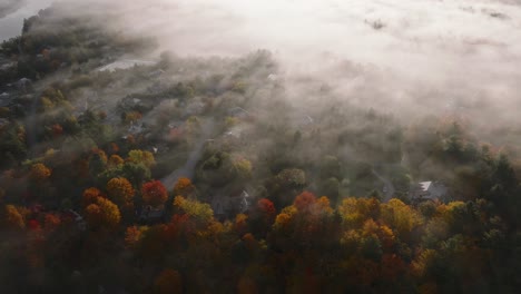 Misty-Atmosphere-With-Autumn-Trees-In-Sherbrooke-Town-In-Quebec,-Canada