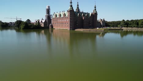 Frederiksborg-Castle---Drone-Fly-To