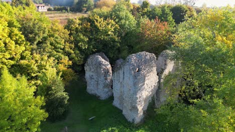 Die-Ruinen-Von-Sutton-Valence-Castle-Ein-Historischer-Normannischer-Friedhof-Aus-Dem-12.-Jahrhundert