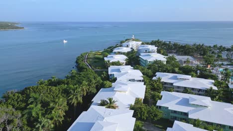 Luftaufnahme-Einer-Luxusunterkunft-Im-Senator-Resort,-Puerto-Plata,-Dominikanisch