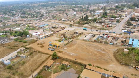 Stadtbild-drohnenansicht-Drohnenfliegen-In-Dem-Kleinen-Dorf-Der-Kleinen-Stadt-Loitokitok-In-Kenia-Afrika
