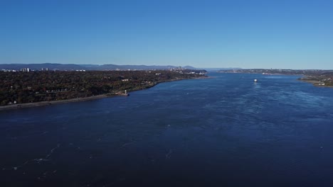 Luftaufnahme-Der-St.-Lawrence-Fluss