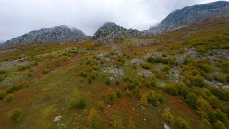 Drone-flight-up-a-mountain-in-Theth,-Albania