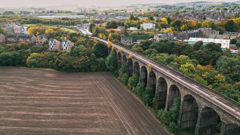 Drone-footage-of-the-Penistone-Railway-Viaduct-near-Barnsley,-South-Yorkshire