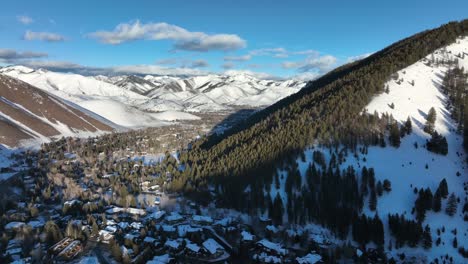 Lush-Forest-Mountains-During-Winter-In-Sun-Valley-Ski-Resort-Town-In-Central-Idaho