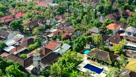 Paisaje-Aéreo-Del-Pueblo-Residencial-En-Lovina-Bali-Indonesia-En-Un-Día-Soleado-De-Verano