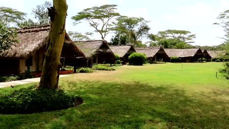 Serena-Sweetwaters-Hotel-with-traditional-tented-camp,-luxury-safari
