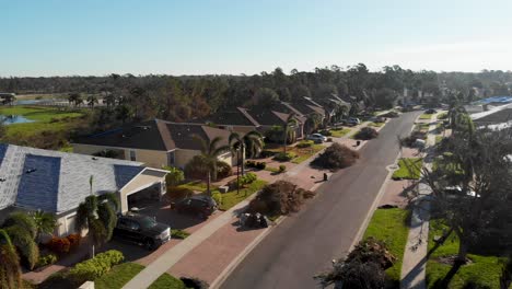 4K-Drohnenvideo-Von-Hurrikanschäden-An-Häusern-In-Der-Stillwater-Nachbarschaft-Von-Englewood,-Florida---01