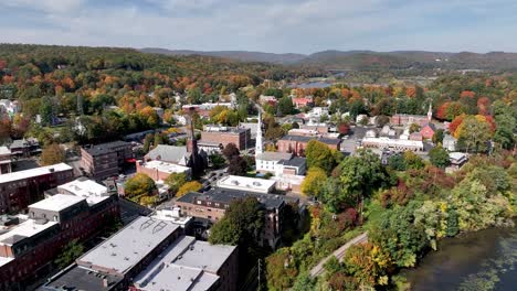 aerial-high-fast-push-in-to-brattleboro-vermont