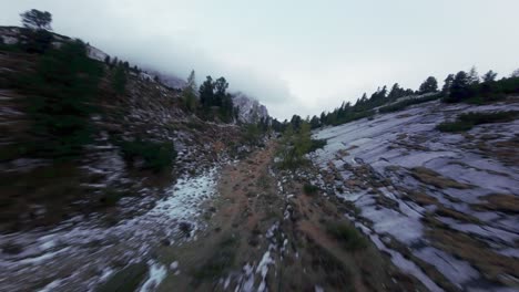 Drohnenclip-Der-Erstaunlichen-Italienischen-Dolomiten,-Filmische-FPV-Drohnenaufnahme-Vom-Dji-Avata