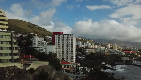 Drone-shot-of-the-Hotels-on-the-Beach-of-Funchal-in-Madeira