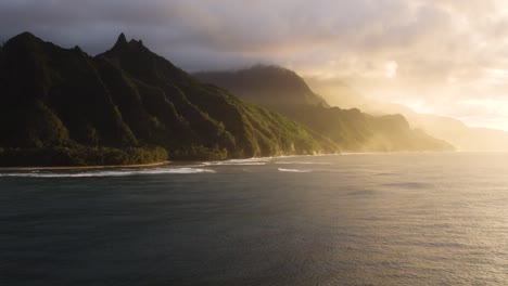 Breathtaking-adventure-footage-on-Kauai-island,-with-world-famous-Haena-park,-Kalalau-trail-by-NaPali-coast