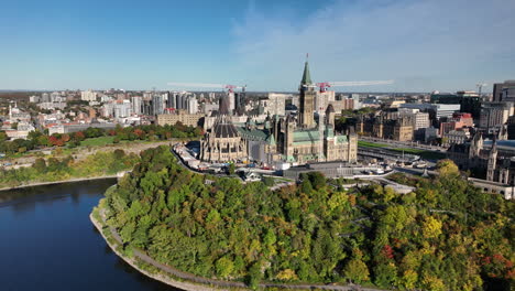 Autumn-Aerial-Ottawa-downtown-skyline-parliament