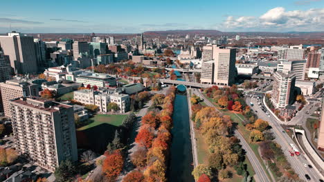 Ottawa-Herbst-Skyline-Antenne-Rideau-Canal