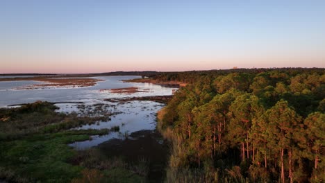 Droning-along-the-marsh-near-Daphne,-Alabama-on-Mobile-Bay