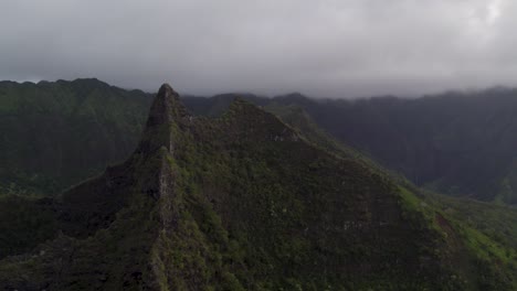 Beautiful-nature-drone-view-of-green-mountain-peaks-of-Na-Pali-park-4K